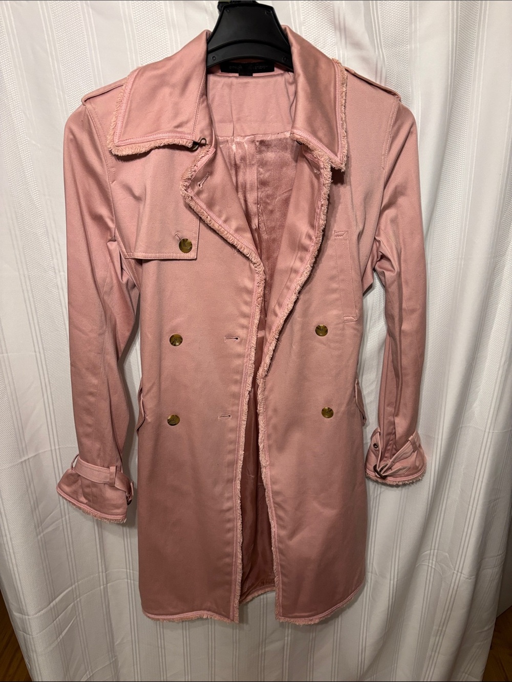 Women's Dusty Pink Double-Breasted Trench Coat This Coat was dry Clean .